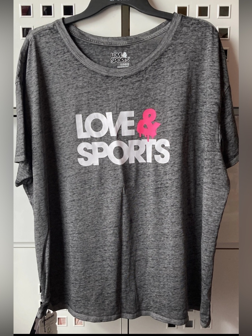 Love & Sports Tee XXL (20) New With Tags, 27”wide, 26” long
